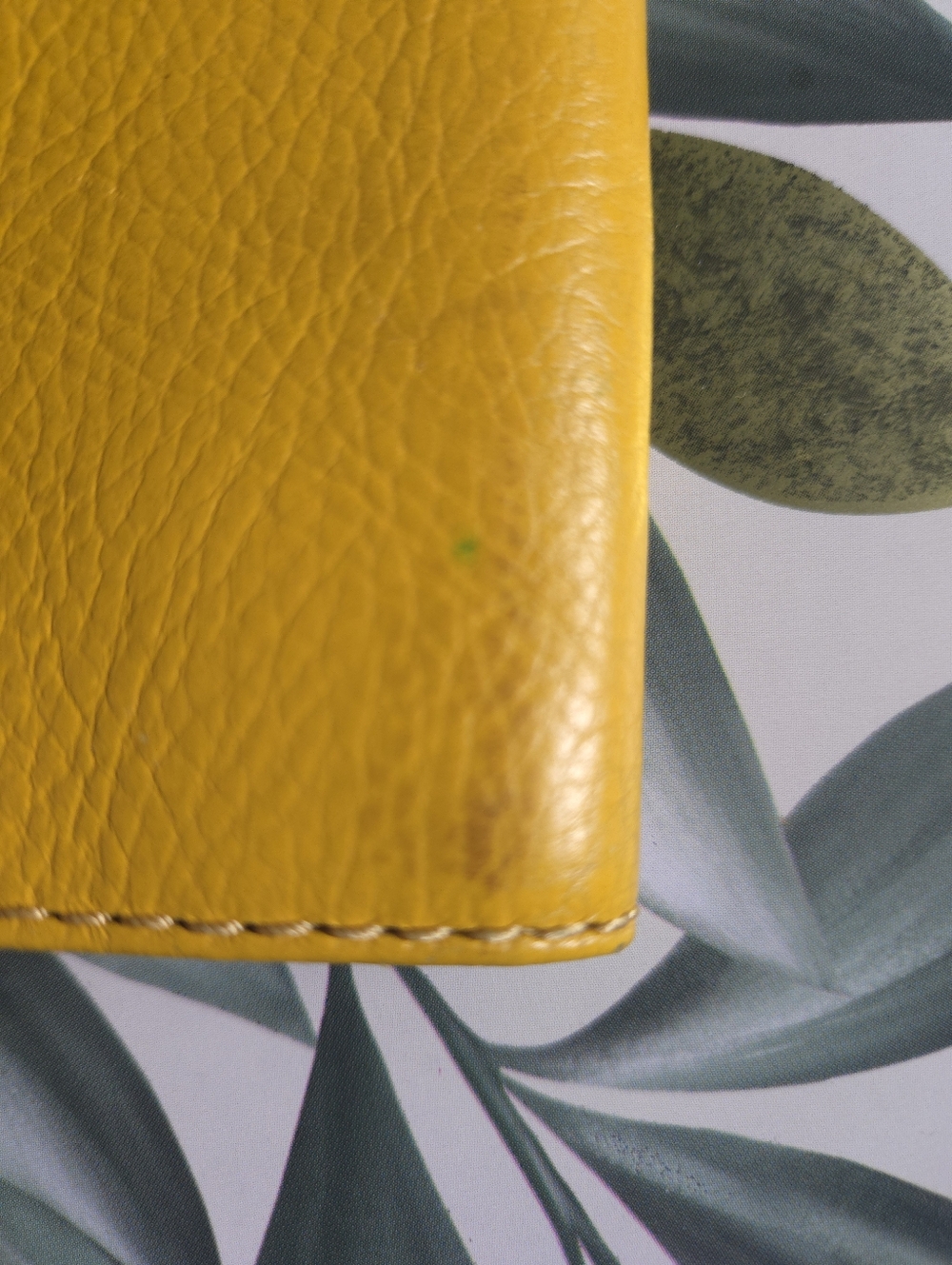 Small Fossil Wallet - Picture 3 of 5
